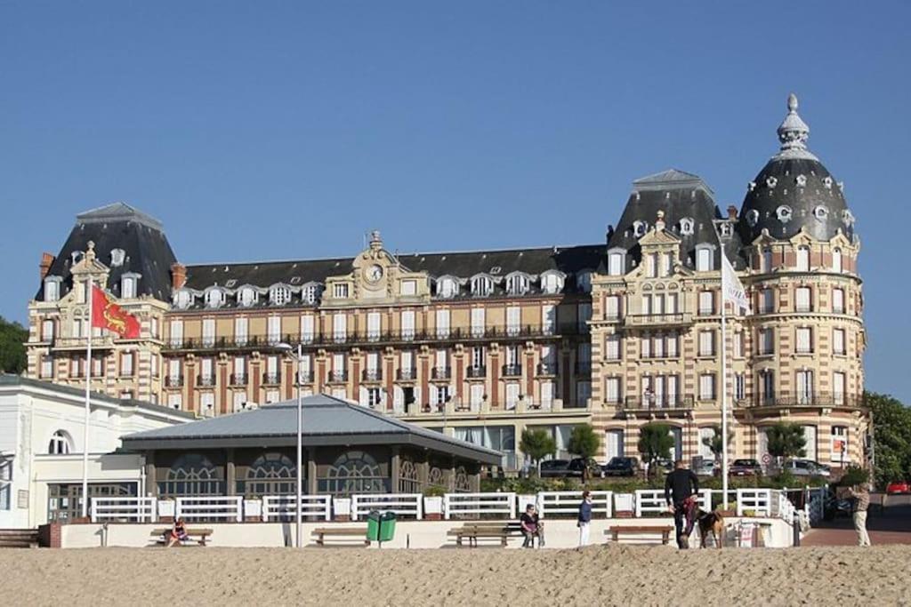 Appartement Duplex Cosy Au Calme A 50M De La Plage Houlgate Exterior photo